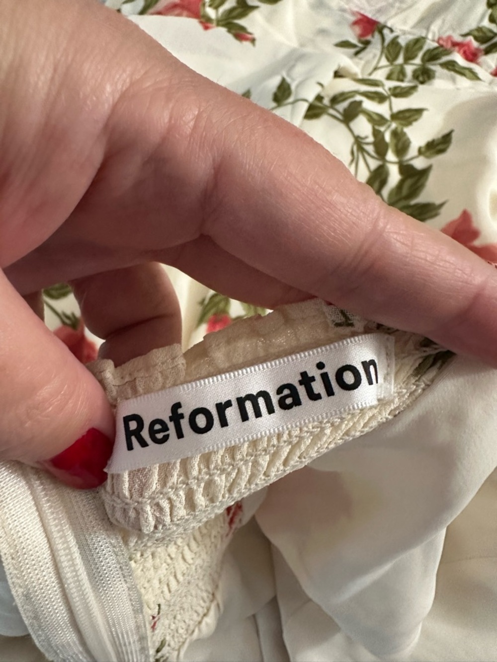 Reformation Nikita Dress in Jolie Floral Rose Print - Picture 5 of 13